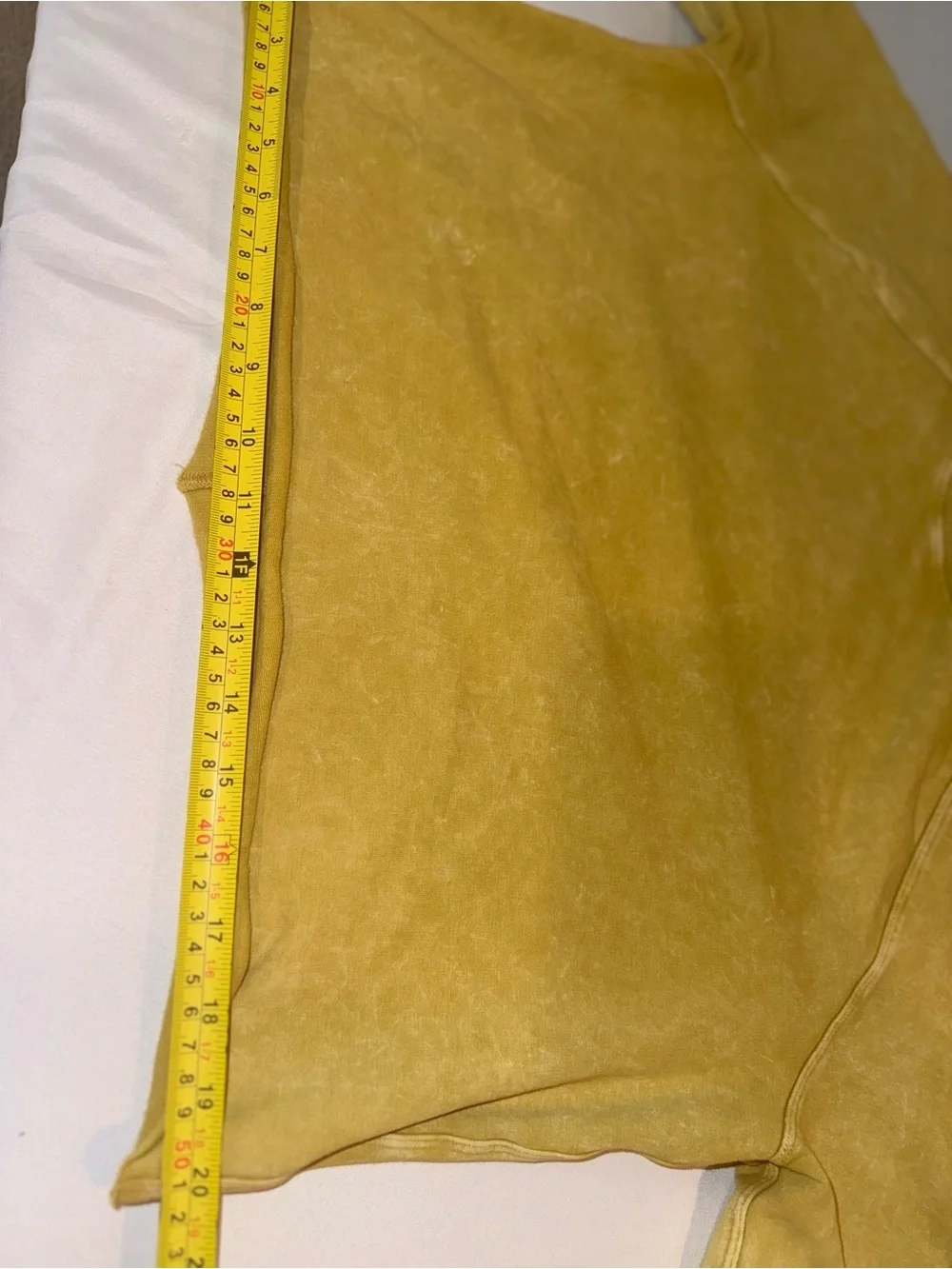 Lululemon Women Cropped Washed Yellow Sweatshirt Pullover Top  Women's Size 6 /S